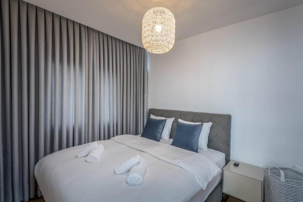 Yirmeyahou Suites By Sea U Tlv Tel Aviv Bagian luar foto