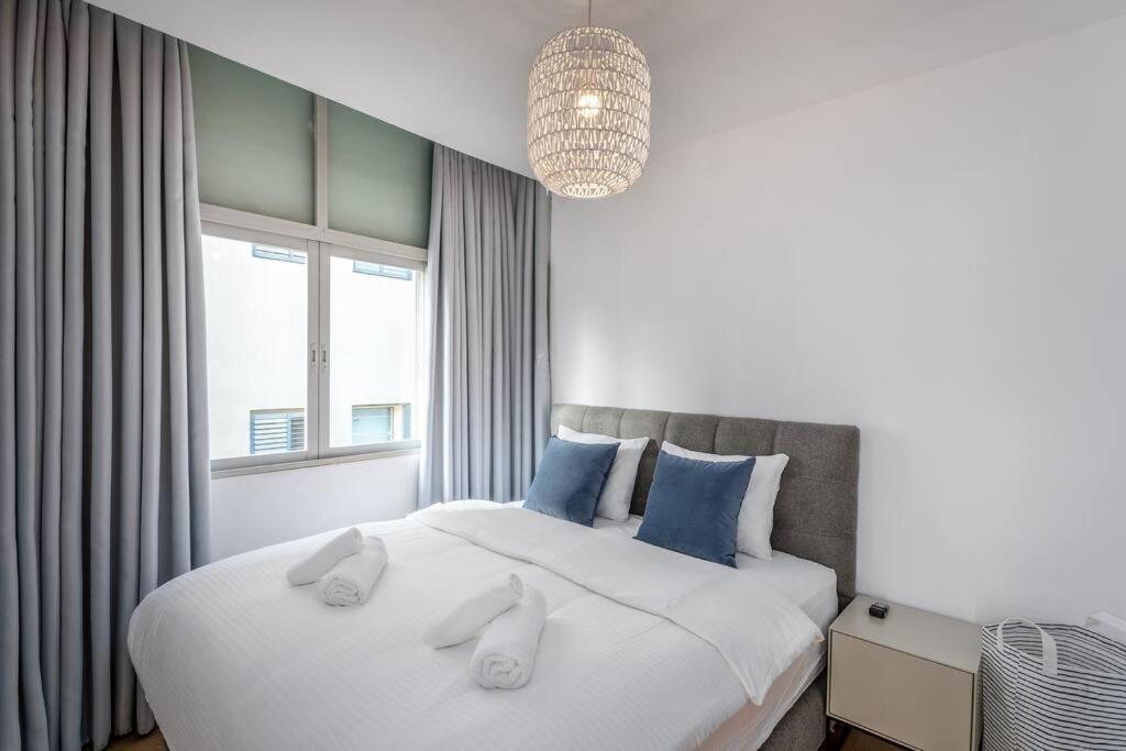 Yirmeyahou Suites By Sea U Tlv Tel Aviv Bagian luar foto