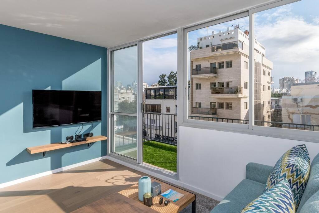 Yirmeyahou Suites By Sea U Tlv Tel Aviv Bagian luar foto
